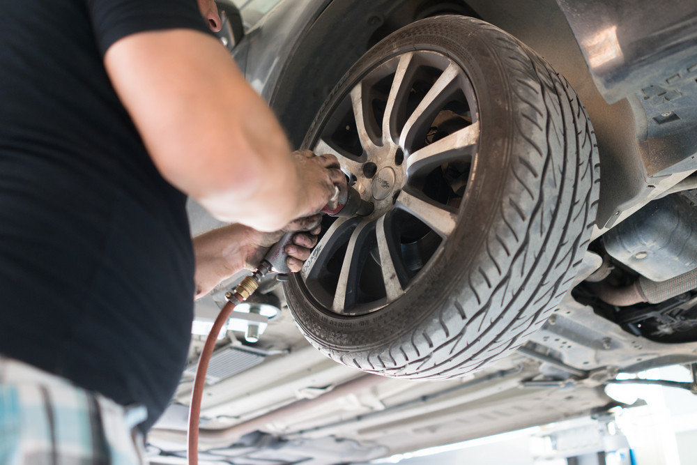 8 Trends in Automotive Tools and Equipment for 2025